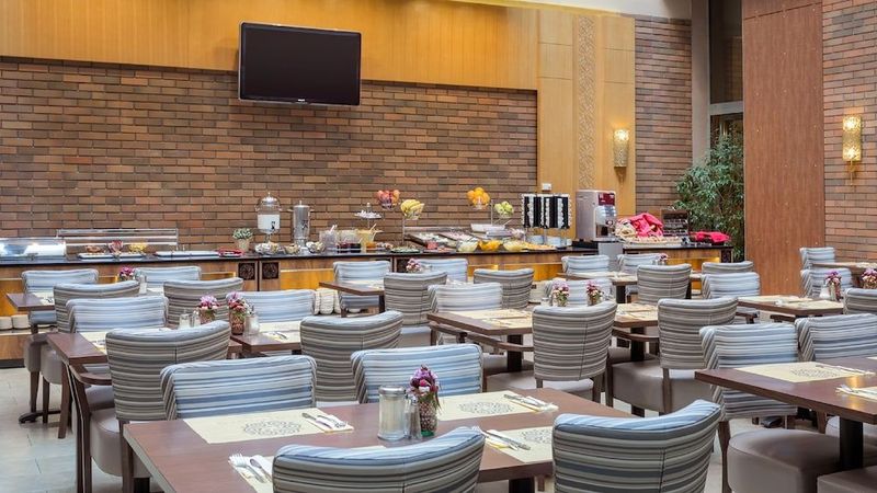 Marmara Hotel - Image 8