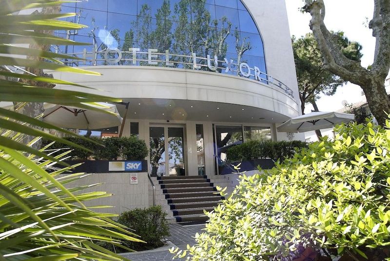 Hotel Luxor di Rimini - Image 1