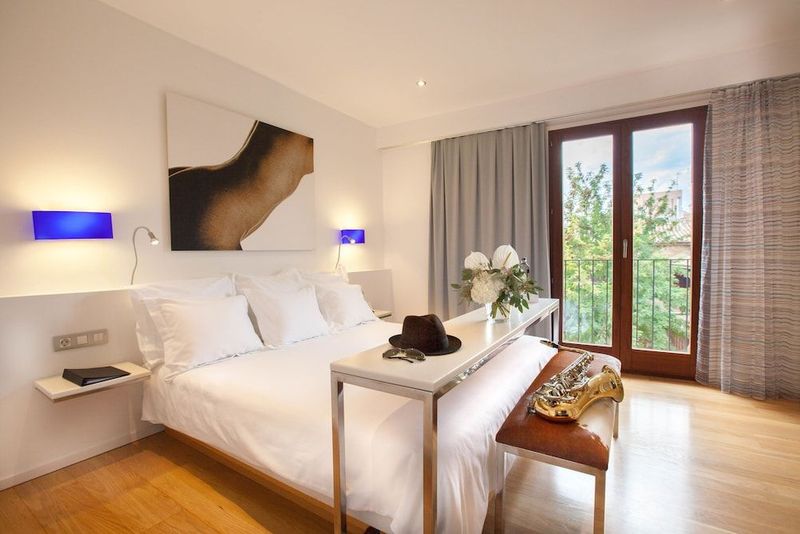 Petit Palace Hotel Tres - Image 6