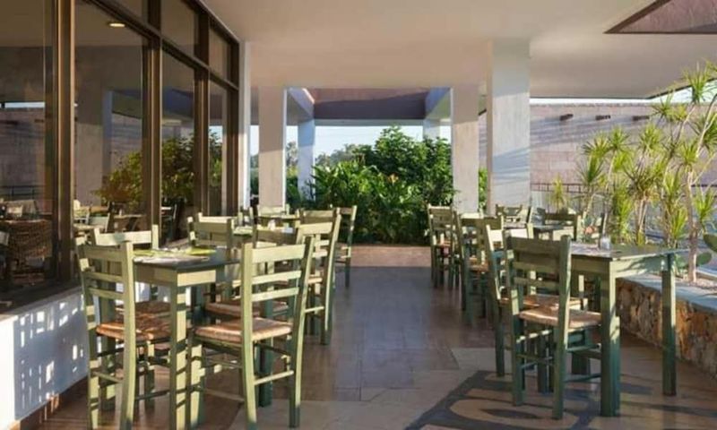 Anavadia Hotel - Image 4