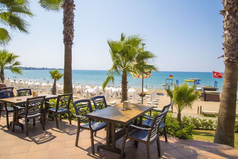 Horus Paradise Luxury Resort - Image 2