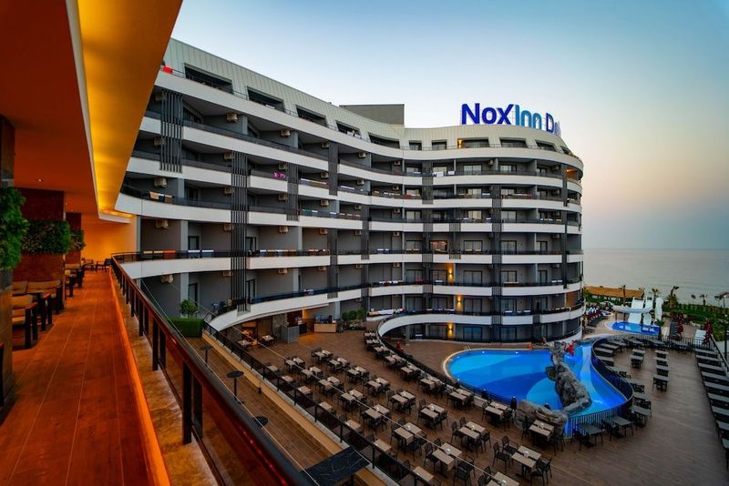 NoxInn Deluxe Hotel - Image 6