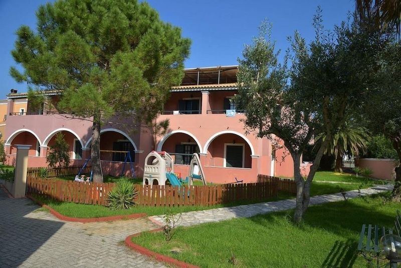 Summertime Hotel Apartments - Image 6