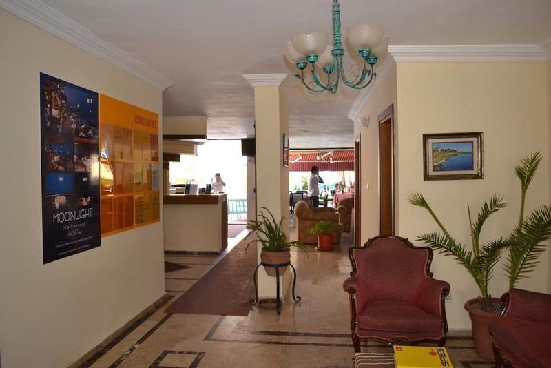 Begonville Apart Hotel - Image 6
