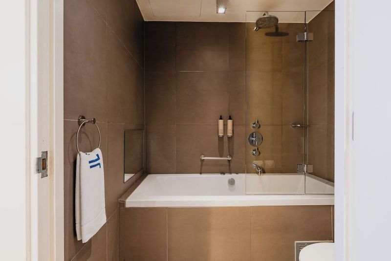 Hotel JL No76 - Image 8