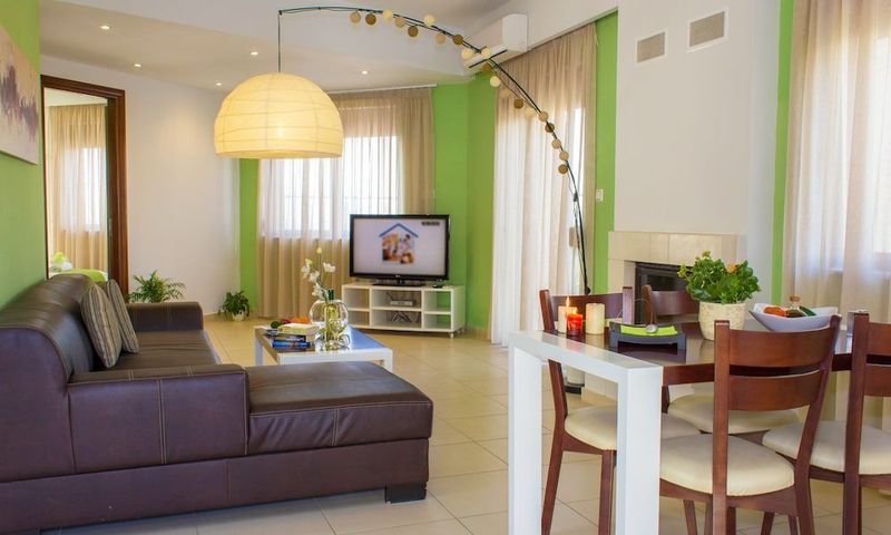 Esthisis Suites - Image 2