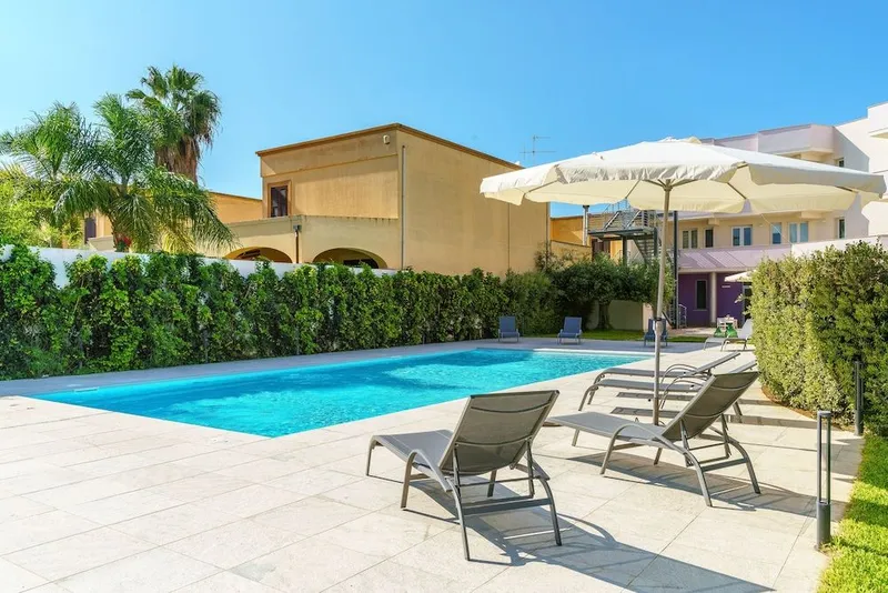 Travini Suite Holiday Resort