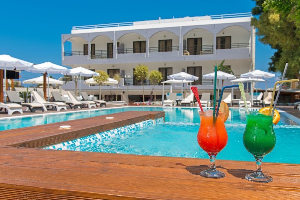 Sunny Days Hotel - Image 3