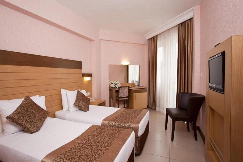 Remi Hotel - Image 3