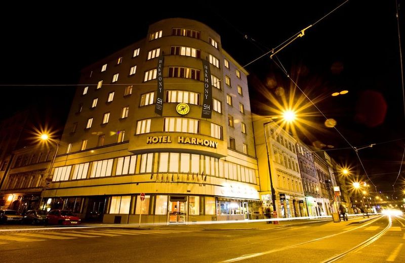 Hotel Harmony - Image 2