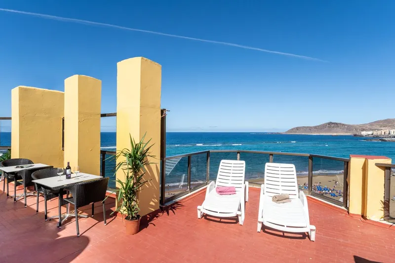 Apartamentos Colon Playa