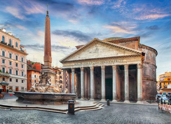 Historiske Pantheon i Roma