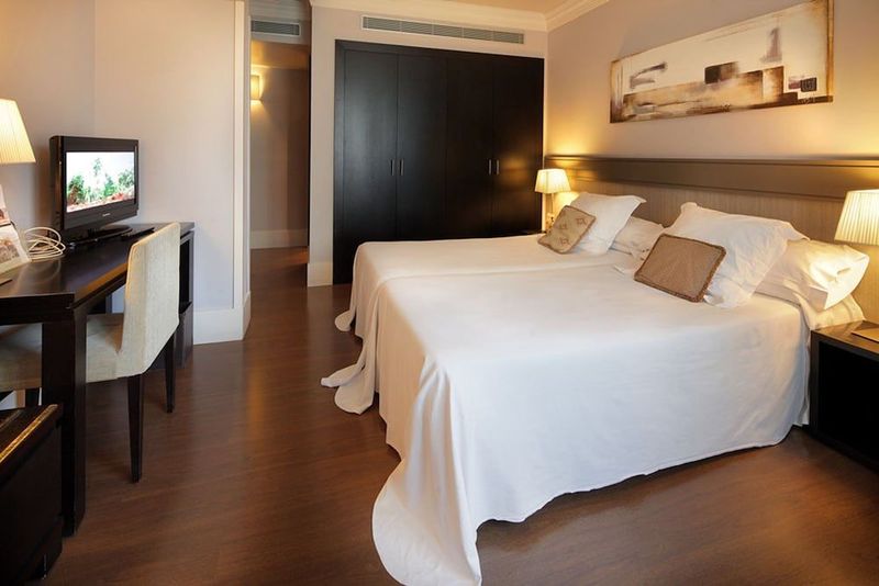Hotel Condado Barcelona - Image 5