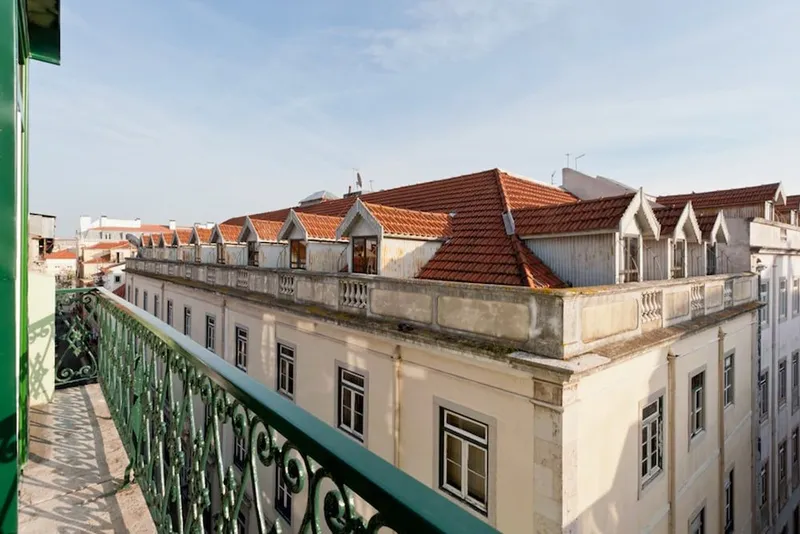 Lisbon Colours Bairro Alto Apartments