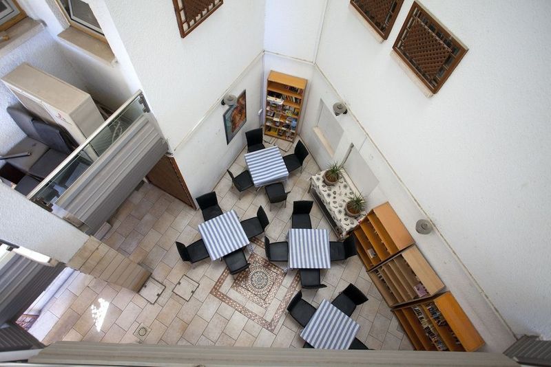 Blazer Residence - Image 10