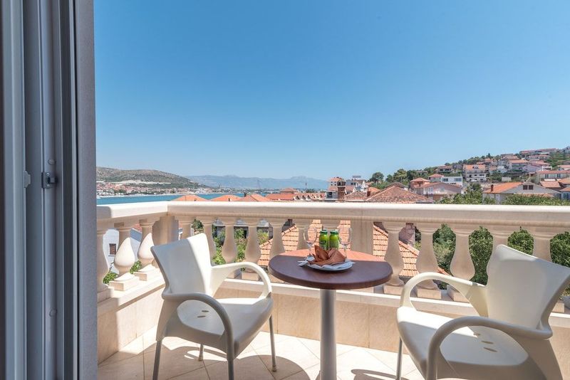Palace Trogir - Image 5