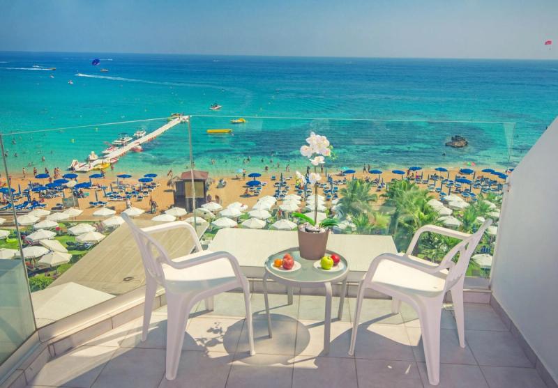 Silver Sands Beach Hotel - Image 3