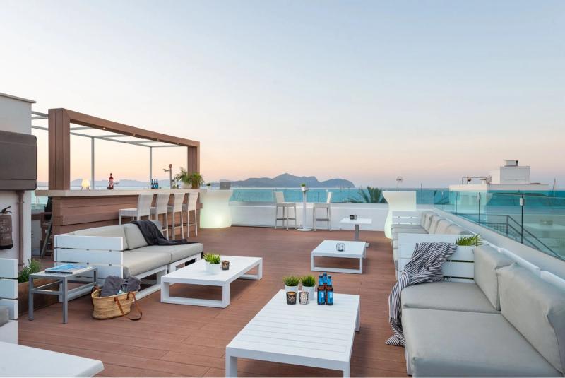 Llaut Boutique Hotel - Image 10