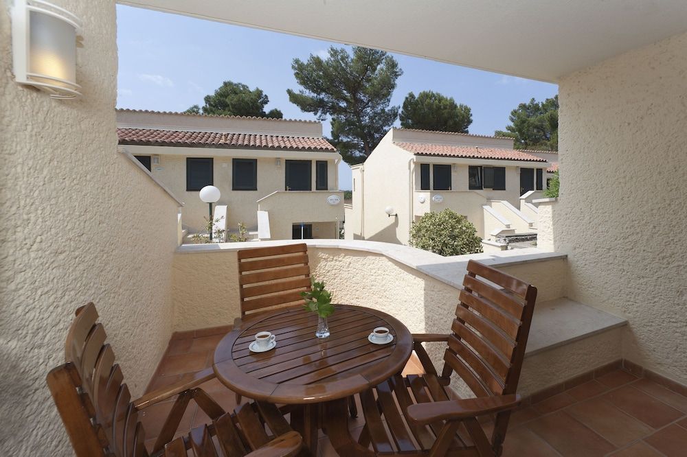 Apartments Bellevue Plava Laguna - Image 8