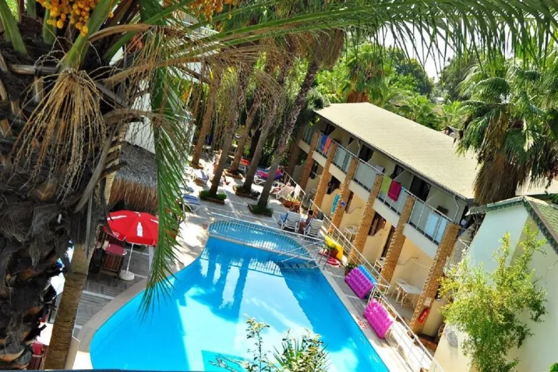 Tropic Hotel