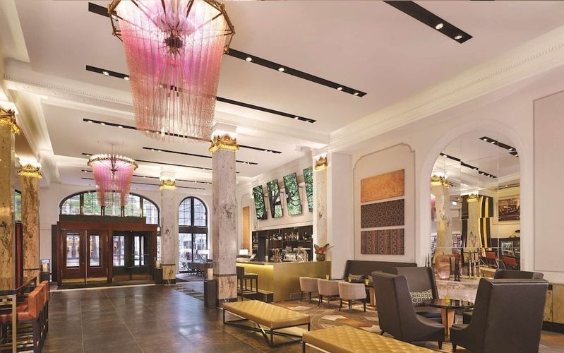 Billede av hotellet Reichshof Hamburg, Curio Collection by Hilton - nummer 1 af 10