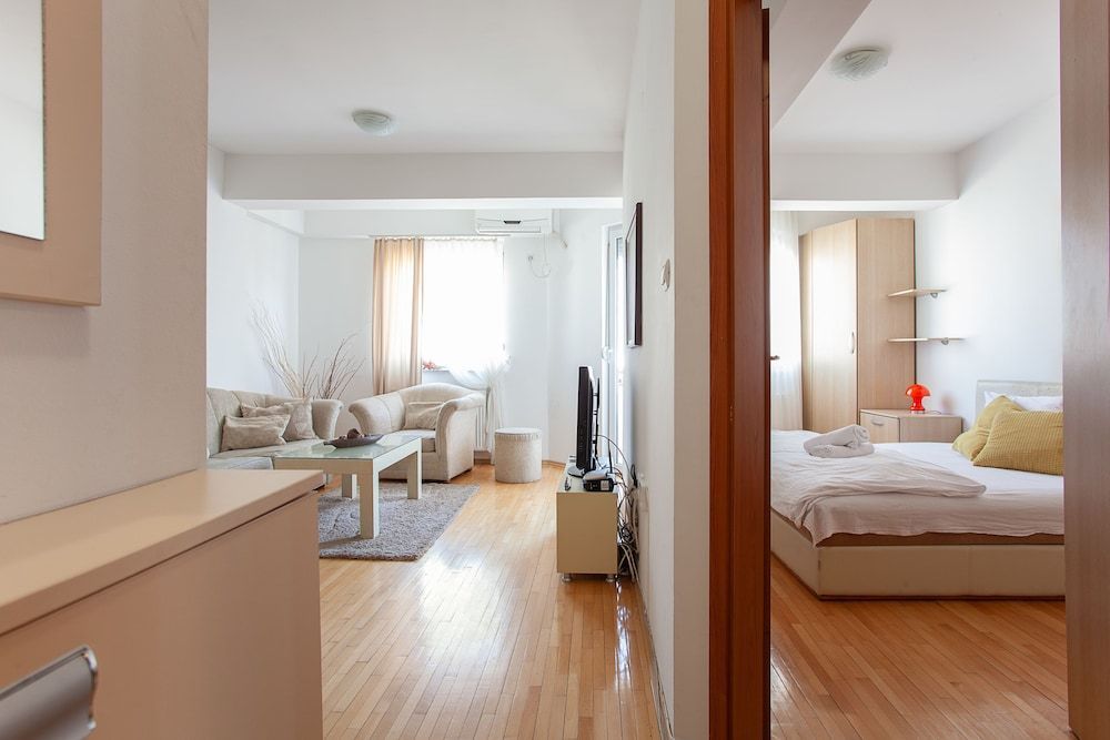 Urban Serviced Apartments - Image 3