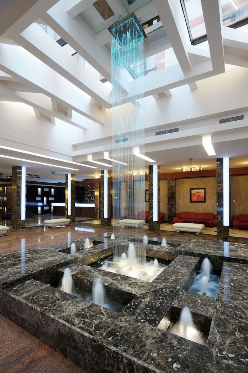 Grand Hotel Majestic Plaza - Image 4