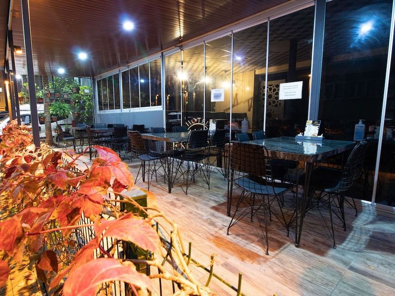 Exporoyal Hotel - Image 3