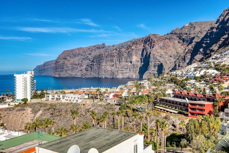 Ona El Marques Resort - Image 2