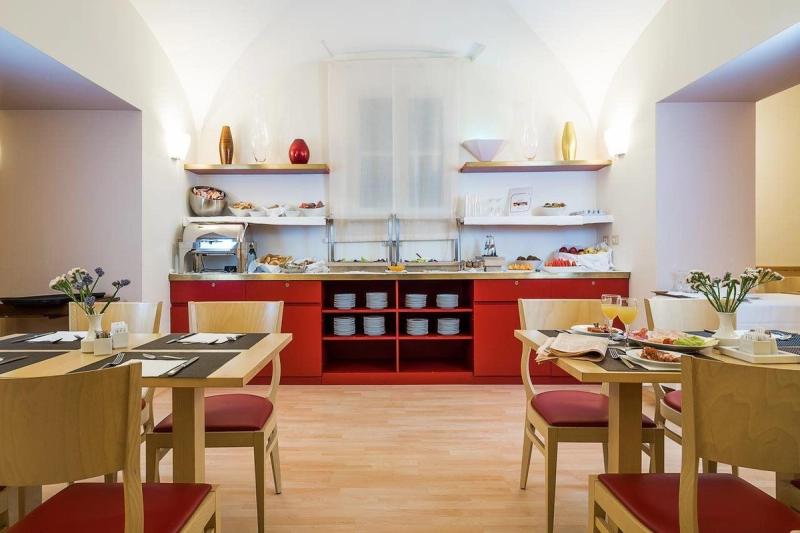 Hotel Garibaldi - Image 6