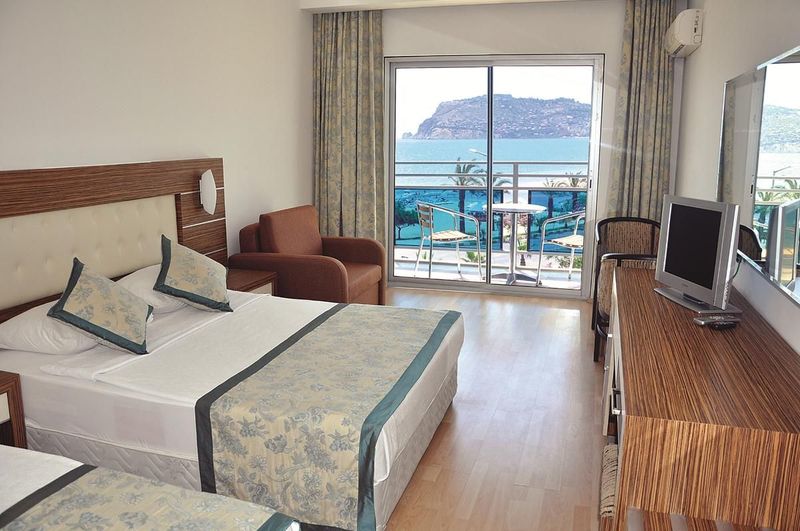 Blue Diamond Alya Hotel - Image 3
