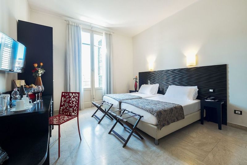 Hotel Garibaldi - Image 9
