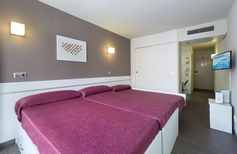 Medplaya Aparthotel Esmeraldas - Image 5
