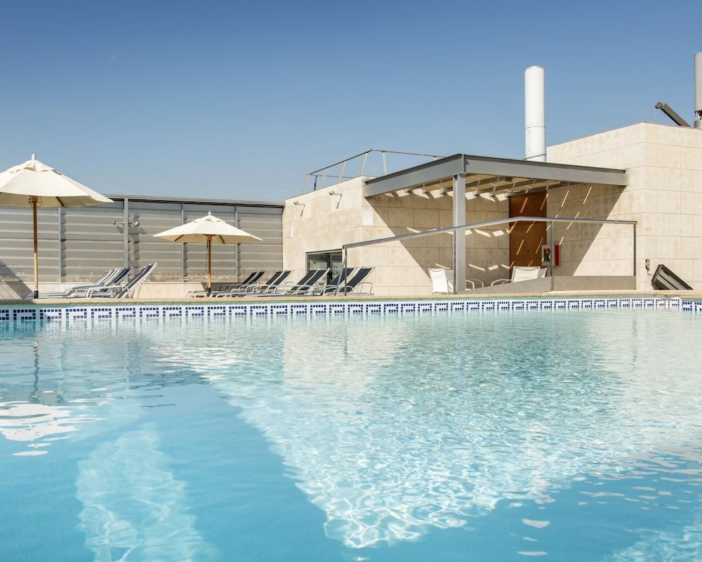 Hotel ILUNION Barcelona - Image 5