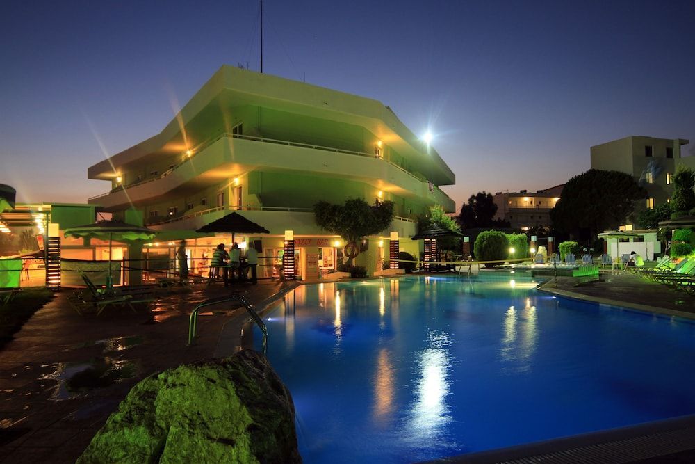 Stamos Hotel - Image 9