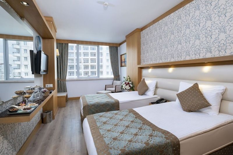 Antalya Hotel - Image 6