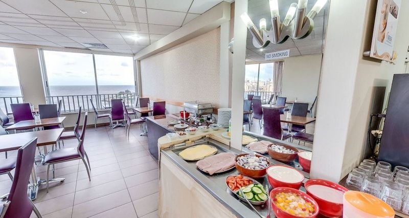 Carlton Hotel Malta - Image 9
