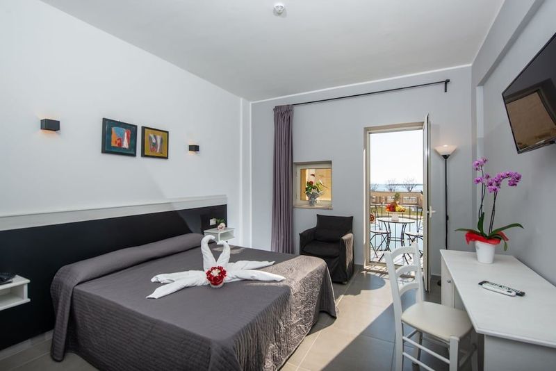Hopps Hotel - Image 7