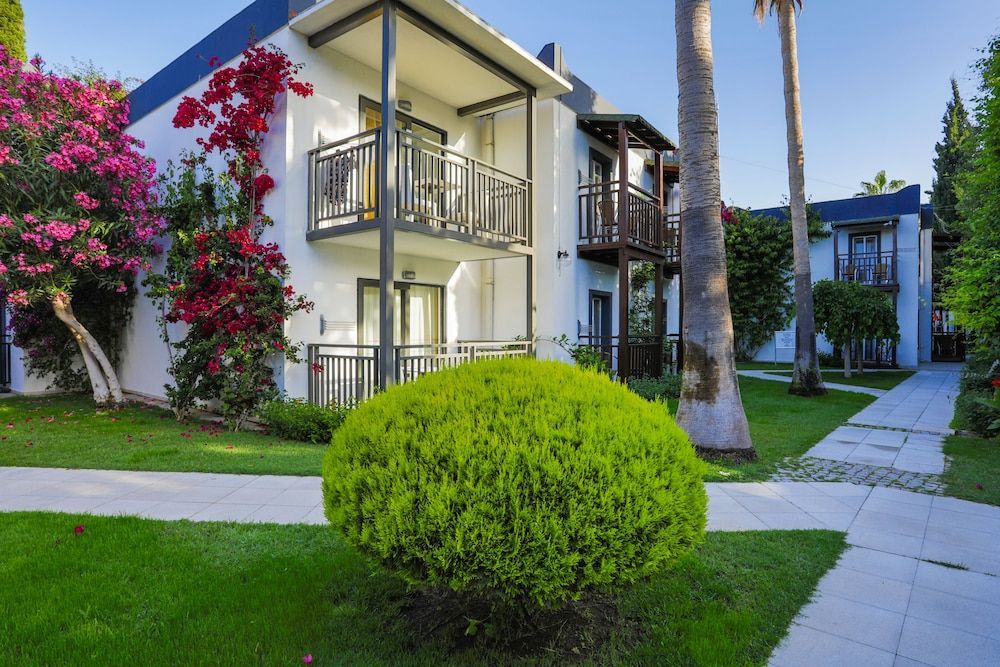 Bitez Garden Life Hotel & Suites - Image 3