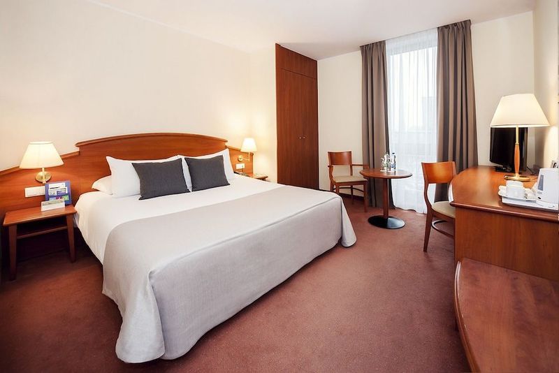Hotel Mercure Poznan Centrum - Image 4