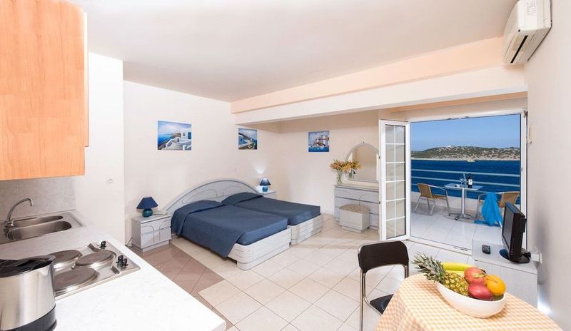 Creta Hotel - Image 5