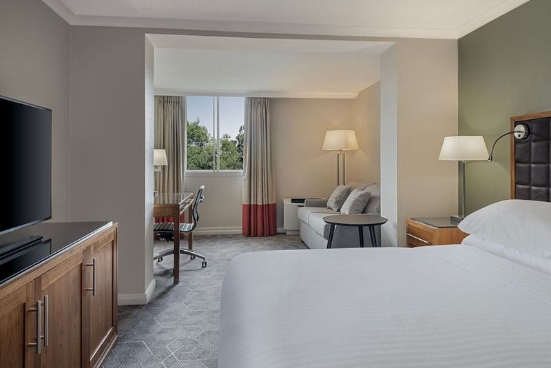 Delta Hotels by Marriott Edinburgh - Image 6