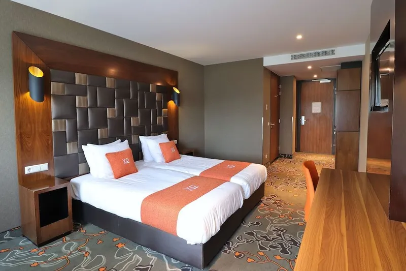 XO Hotels Park West
