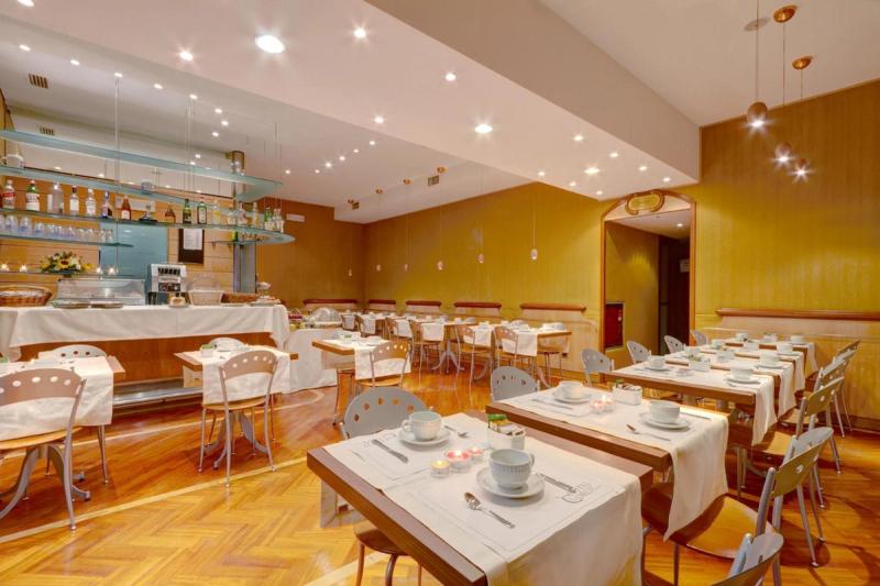 Hotel Corot - Image 2