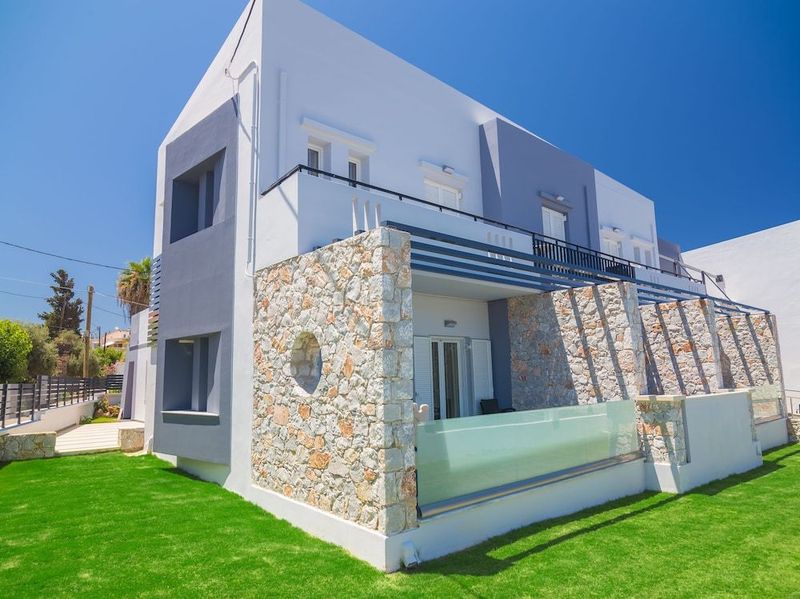 Nontas Suites - Image 5