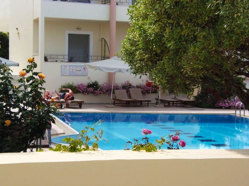 Yakinthos Hotel - Image 3