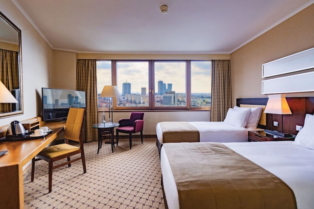 Corinthia Hotel Prague - Image 2