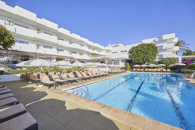 Hotel Rocamarina