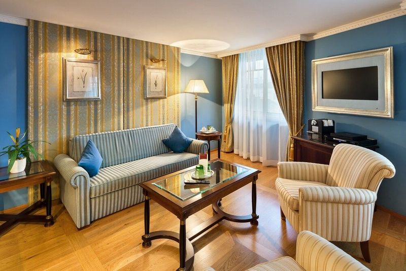 Austria Trend Hotel Ananas - Image 3