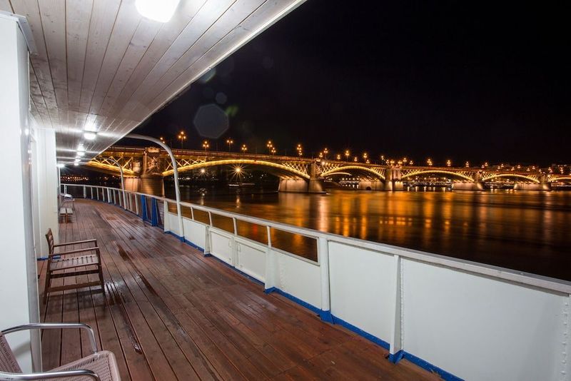Grand Jules - Boat Hotel - Image 4